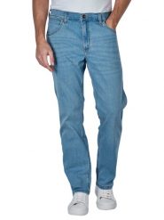 WRANGLER MĘSKIE SPODNIE REGULAR FIT DESERT OASIS 112351219 W154017980. Niebieskie jeansy Wrangler, l. Za 189.99 zł.
