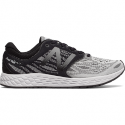New Balance MZANTWG3. Buty do biegania marki New Balance. W wyprzedaży za 319.99 zł.
