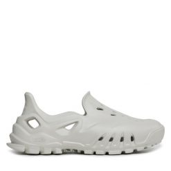 Półbuty Vans. Brązowe eleganckie półbuty Vans, bez wzorów, bez obcasa, bez zapięcia. Za 189.99 zł.