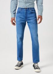 MESKIE SPODNIE WRANGLER LARSTON RUSTIC 112350841. Niebieskie spodnie materiałowe Wrangler, na co dzień, l, bez wzorów, z bawełny, eleganckie, z standardowym stanem. Za 219.99 zł.