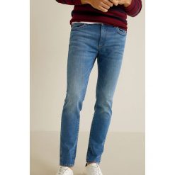Mango Man - Jeansy Jude. Jeansy marki Mango Man. Za 139.90 zł.