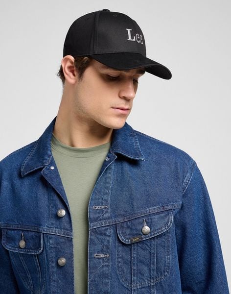 MESKA CZAPKA LEE LEE CAP BLACK 112372709. Czarne czapki z daszkiem Lee, bez wzorów. Za 99.99 zł.