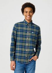 WRANGLER MĘSKA KOSZULA 1 PKT FLANNEL SHIRT DUSTY OLIVE 112356769 W564017359. Zielone koszule Wrangler, m, bez wzorów, bez kołnierzyka, bez ramiączek. Za 199.99 zł.