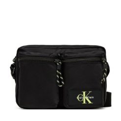 Saszetka Calvin Klein. Czarne saszetki i nerki CALVIN KLEIN, bez wzorów. Za 349.99 zł.