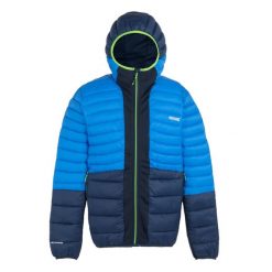 Kurtka z kapturem Regatta Leedre. Niebieskie kurtki Regatta, bez wzorów, z puchu, z kapturem. W wyprzedaży za 352.50 zł.