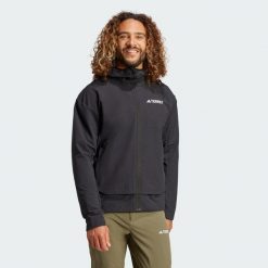 Kurtka Terrex Multi Softshell. Czarne kurtki Adidas, l, bez wzorów, z materiału, bez kaptura. Za 549.00 zł.