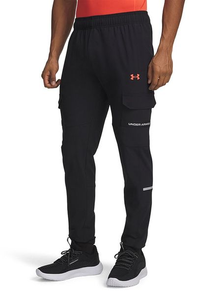 Under Armour Spodnie sportowe w kolorze czarnym rozmiar: XL. Czarne spodnie treningowe długie Under Armour, xl, bez wzorów, z materiału. Za 224.95 zł.