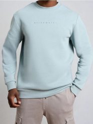 Bluza crewneck z napisem - niebieski. Niebieskie bluzy bez kaptura Sinsay, l, bez wzorów, bez kaptura. Za 39.99 zł.