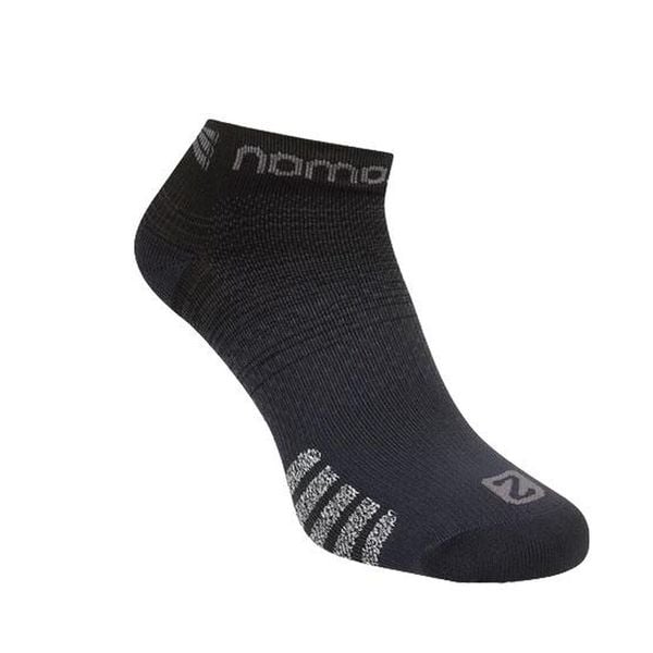 Skarpety do biegania dla dorosłych Salomon Predict Low. Czarne skarpety Salomon, bez wzorów. W wyprzedaży za 28.00 zł.