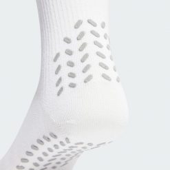 Getry piłkarskie adidas Football Crew Performance. Białe legginsy długie sportowe Adidas, bez wzorów, z materiału, do piłki nożnej. Za 119.00 zł.