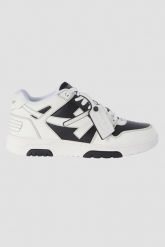 OFF-WHITE Biało-czarne sneakersy Out Of Office Sneaker. Białe buty sportowe casual Off-White, bez wzorów, bez zapięcia. W wyprzedaży za 2,379.99 zł.