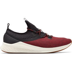 New Balance MLAZRMM. Buty do biegania marki New Balance. W wyprzedaży za 199.99 zł.
