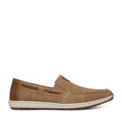 Półbuty Rieker. Brązowe eleganckie półbuty Rieker, bez wzorów, bez obcasa, bez zapięcia. Za 339.99 zł.