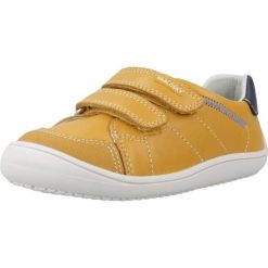 Buty PABLOSKY 063782P Żółty. Żółte buty turystyczne PABLOSKY, bez wzorów, z materiału, bez zapięcia, na fitness i siłownię. Za 197.99 zł.
