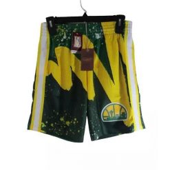 Szorty Seattle Supersonics NBA Hyper Hoops Swingman Supersonics 1994. Zielone szorty Mitchell & Ness, bez wzorów, sportowe. Za 377.50 zł.