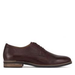 Półbuty Gino Rossi. Brązowe eleganckie półbuty Gino Rossi, bez wzorów, bez obcasa, bez zapięcia. Za 239.99 zł.