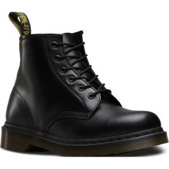 Dr. Martens 101 10064001. Buty trekkingowe marki Dr. Martens. W wyprzedaży za 549.99 zł.