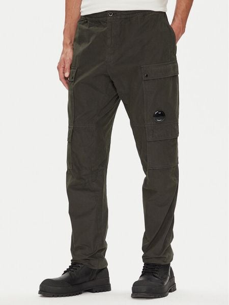 C.P. Company Spodnie materiałowe 19CMPA173A110324G Szary Regular Fit. Szare spodnie materiałowe C.P. Company, m, bez wzorów, z bawełny. Za 869.00 zł.