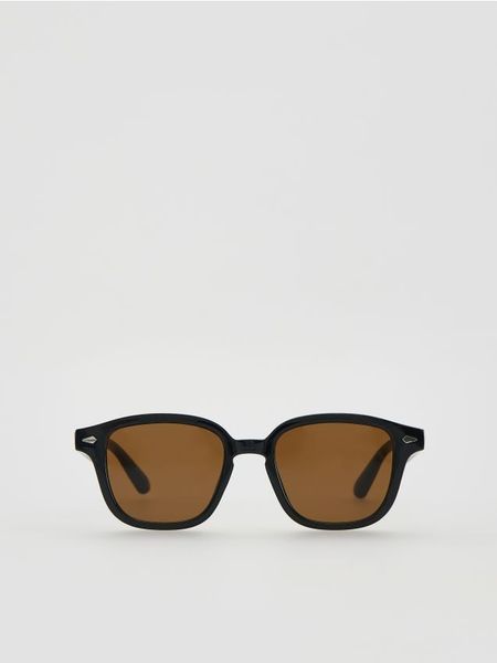 Okulary przeciwsłoneczne - bursztynowy. Pomarańczowe okulary przeciwsłoneczne Reserved. Za 69.99 zł.