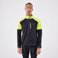 Kurtka do biegania męska Kiprun Run 900 Warm Regul. Czarne kurtki KIPRUN, m, bez wzorów, z materiału, bez kaptura. Za 299.99 zł.