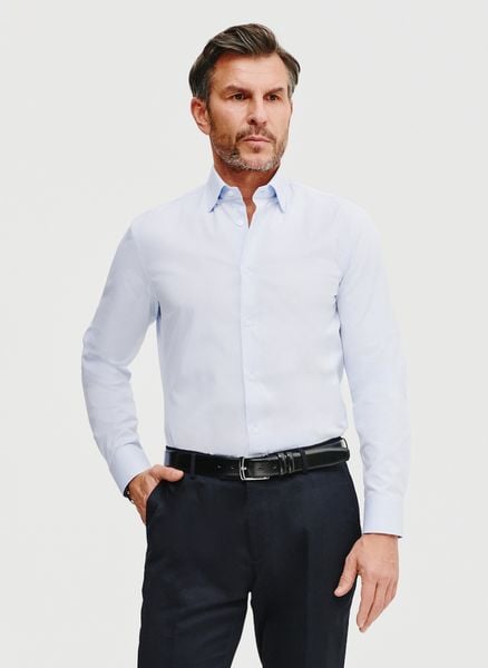 PAKO LORENTE – Gładka koszula męska w kolorze jasnoniebieskim. Niebieskie koszule Pako Lorente, m, bez wzorów, z bawełny, bez kołnierzyka, bez ramiączek. Za 299.99 zł.