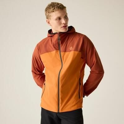 Męska kurtka typu softshell Endurance wodoodporna. Brązowe kurtki Dare 2B, m, bez wzorów, z materiału, bez kaptura. Za 429.99 zł.