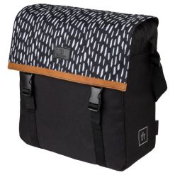 Torba na ramię Agu Nara. Czarne torby na ramię FASTRIDER, bez wzorów, na ramię, bez dodatków. Za 319.50 zł.