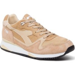 Sneakersy DIADORA - V7000 Italia 501.170942 01 C6585 Bleached Sand/Croissant. Buty sportowe casual marki Diadora. W wyprzedaży za 349.00 zł.