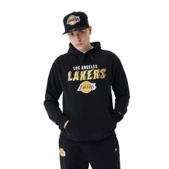 Bluza męska New Era Team Script OS Hoody Los Angeles Lakers. Czarne bluzy New Era, l, bez wzorów, bez kaptura. Za 239.99 zł.