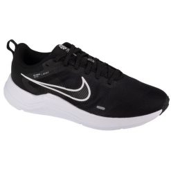 Tenisówki Nike Model Downshifter 12 C/o Kolor Czarny. Czarne buty treningowe Nike, m, bez wzorów, bez zapięcia. Za 386.00 zł.