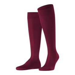 Skarpety męskie Falke Tiago 15792. Czerwone skarpety Falke, bez wzorów, z bawełny. Za 149.00 zł.