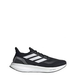 Buty Pureboost 5 Running. Białe buty do biegania Adidas, bez wzorów, z materiału, bez zapięcia, do biegania. Za 599.00 zł.