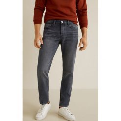Mango Man - Jeansy Steve. Jeansy marki Mango Man. W wyprzedaży za 139.90 zł.