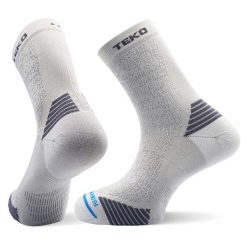 Skarpety do biegania Teko ecoRUN Short Crew Light Half Cushion 2.0. Białe skarpety TEKO, bez wzorów. Za 43.00 zł.