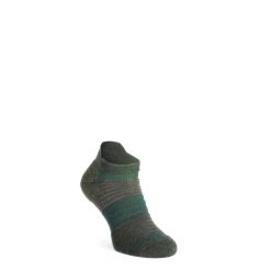Skarpety merino Inov-8 Merino Low Sock. Zielone skarpety Inov-8, bez wzorów. Za 53.99 zł.