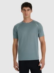 4F Koszulka do biegania szybkoschnąca męska - szara S. Szare t-shirty sportowe 4F, bez wzorów, z materiału, bez ramiączek, do biegania. Za 129.99 zł.