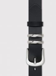 PAKO LORENTE – Skórzany pasek męski z metalową klamrą. Czarne paski Pako Lorente, bez wzorów, ze skóry, eleganckie. Za 74.99 zł.