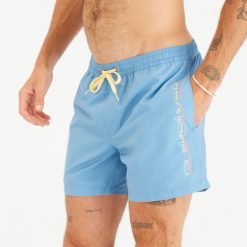 Spodenki surfingowe męskie Quiksilver Behind Waves krótkie 15". Czerwone odzież kąpielowa Quiksilver, m, bez wzorów, z poliesteru, sportowe. Za 179.99 zł.