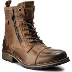 Kozaki PEPE JEANS - Melting Zipper New PMS50156 Tan 869. Brązowe kozaki Pepe Jeans, bez wzorów, z jeansu, bez obcasa, bez zapięcia. W wyprzedaży za 339.00 zł.