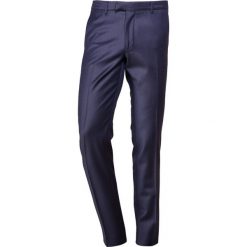 DRYKORN PIET Spodnie garniturowe dark blue. Eleganckie spodnie DRYKORN. Za 589.00 zł.