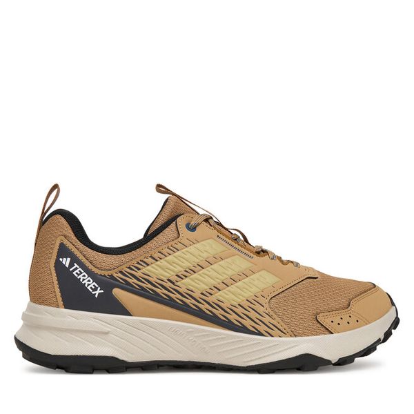 Trekkingi adidas. Brązowe botki sznurowane Adidas, bez wzorów, bez zapięcia. Za 239.99 zł.