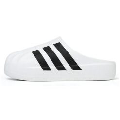 Klapki do chodzenia męskie Adidas Superstar Mule Adifom. Białe klapki Adidas, z gumy. Za 254.24 zł.