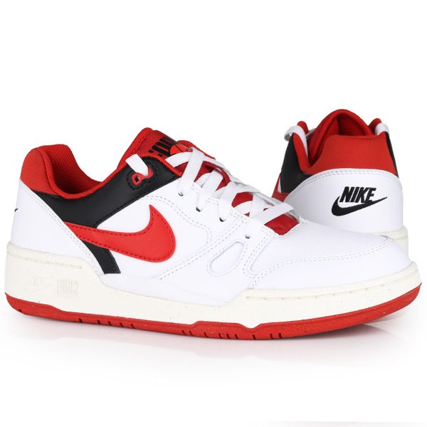 Buty męskie sportowe sneakersy Nike FULL FORCE LO. Białe buty sportowe casual Nike, bez wzorów, bez zapięcia. Za 425.55 zł.