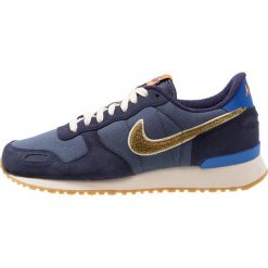 Nike Sportswear AIR VRTX SE Sneakersy niskie blackened blue/camper green/light cream/thunder grey/game royal/monarch. Buty sportowe casual marki Nike Sportswear. Za 379.00 zł.