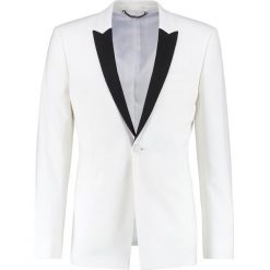 Topman SKINNY FIT Marynarka off white. Garnitury marki Topman. W wyprzedaży za 345.95 zł.