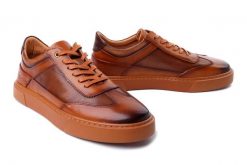 ARTIKER RELAKS 54A0230 brown, półbuty męskie. Brązowe eleganckie półbuty Artiker Relaks, bez wzorów, ze skóry, bez obcasa, bez zapięcia. Za 267.92 zł.