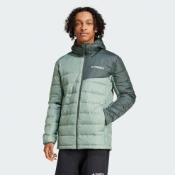 Kurtka Terrex Multi Light Down Hooded. Zielone kurtki Adidas, m, bez wzorów, z materiału, bez kaptura. W wyprzedaży za 562.10 zł.
