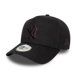 Czapka baseballowa New York Yankees Outline Team Eframe. Czarne czapki z daszkiem New Era, bez wzorów. Za 134.85 zł.