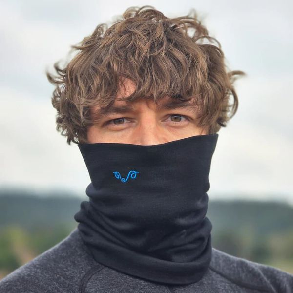 Komin trekkingowy 100% wełna merino (195 g/m²). Brązowe szaliki WOOLONA, bez wzorów, ze skóry. Za 117.00 zł.