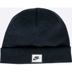 Nike Sportswear - Czapka. Czapki zimowe marki Nike Sportswear. W wyprzedaży za 59.90 zł.
